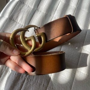 Women’s Leather Gucci Belt